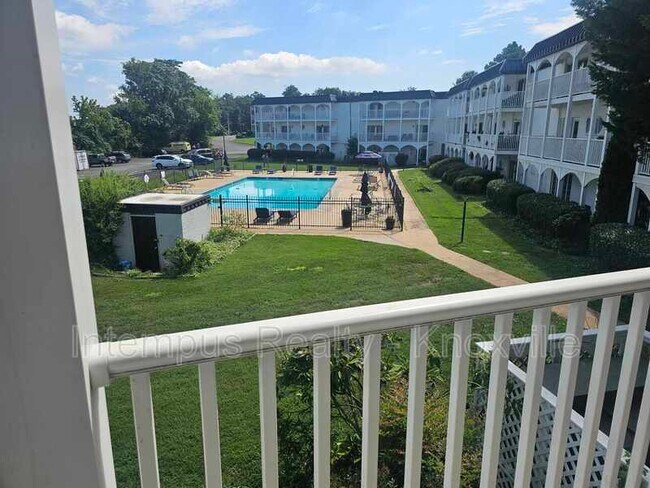 Building Photo - 5709 Lyons View Pike