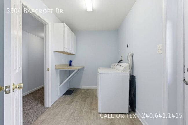 Building Photo - 3304 Barcroft Dr