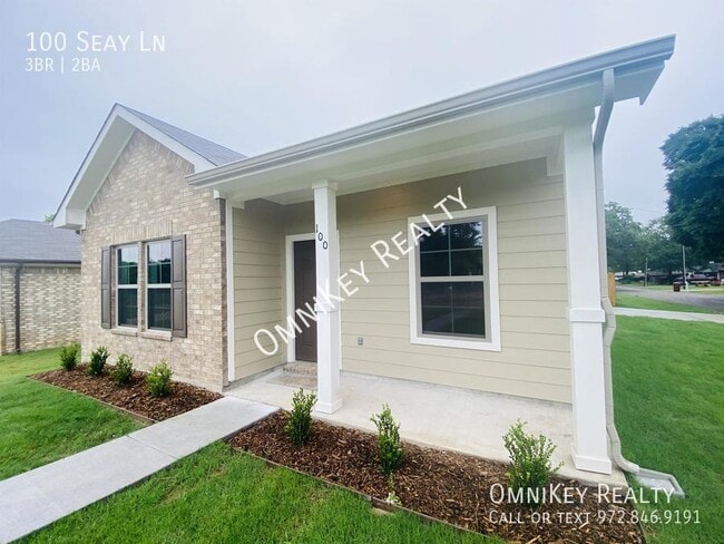 Building Photo - 100 Seay Ln