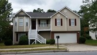 Building Photo - Coming Soon! Large 4 bed 2 bath with bonus...