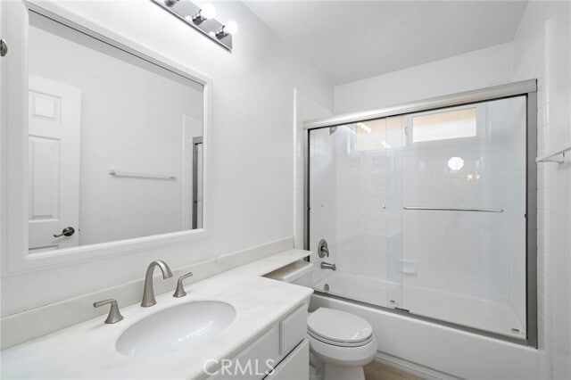 Building Photo - 15 Romero