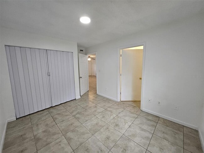 Building Photo - 3651 N Goldenrod Rd