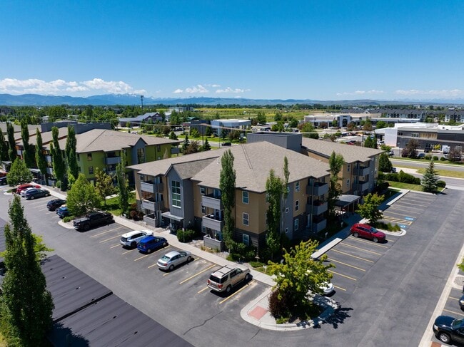 Building Photo - 210 S. Cottonwood, Unit 208