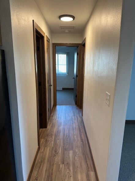 Building Photo - 1516 Avon St