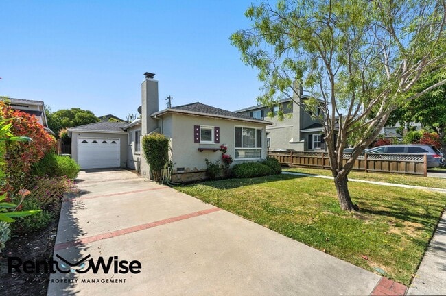 Primary Photo - 1121 Killarney Ln