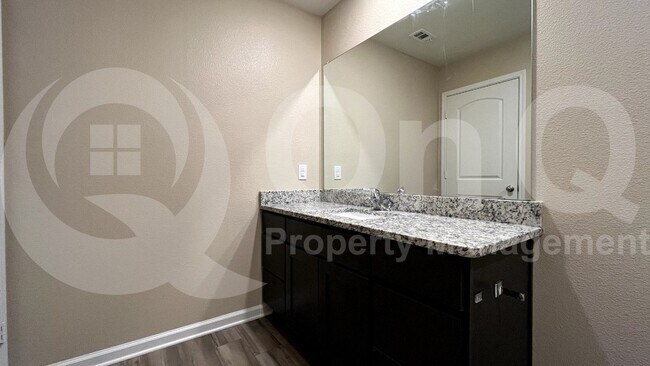 Building Photo - 283 Moonstone Way