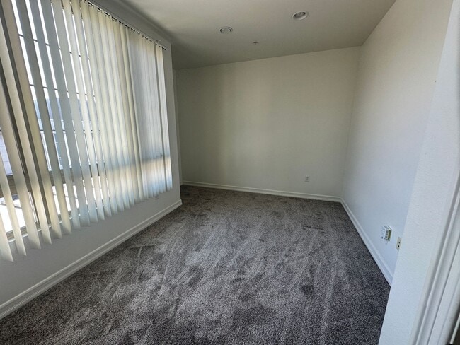 Building Photo - 1465 C St