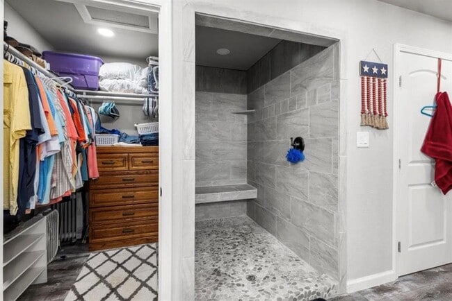 Building Photo - 7027 FM971