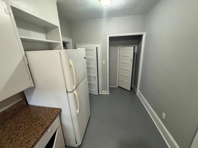Building Photo - 2 Bedroom House Near Rocky Mount Middle Sc...