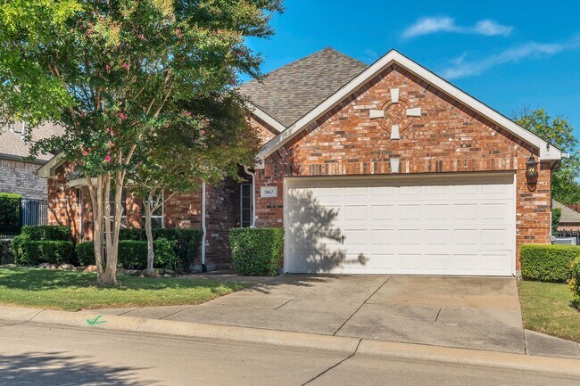 Building Photo - Herritage Ranch Gem