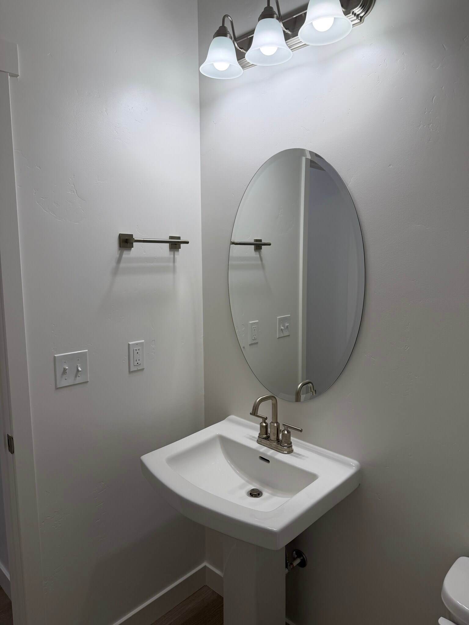 Building Photo - 1485 N 305 E