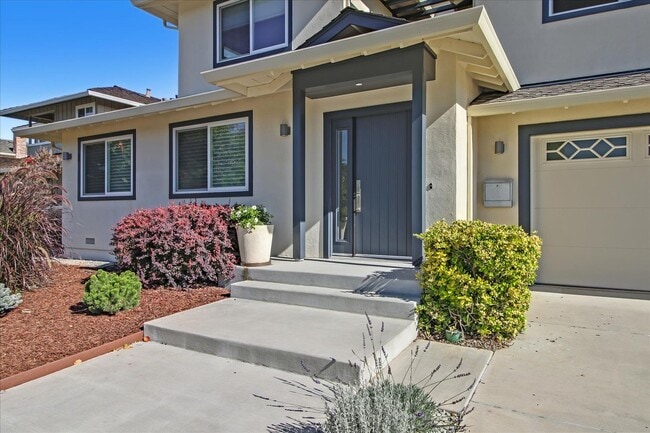 Building Photo - Beautiful Home For Rent in Cupertino with Solar, Pool and Sauna Coming Soon!