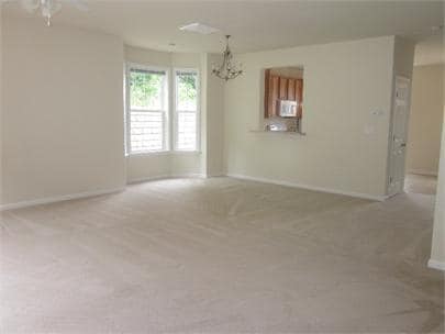 Building Photo - 2461 N Berkshire Rd