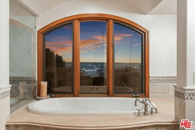 Building Photo - 1740 Carla Ridge