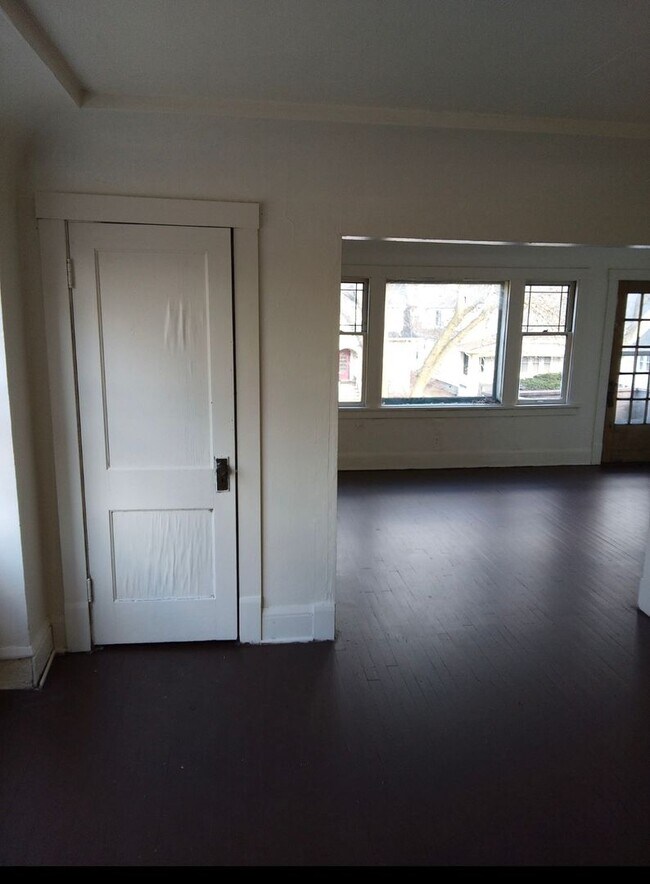 Building Photo - 3747 N. 16th Street