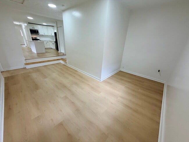 Building Photo - 505 Anniston Dr