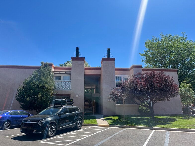 Building Photo - 2501 W Zia Rd
