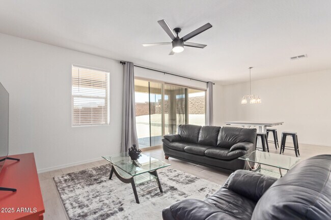 Building Photo - 3332 N 198th Ln