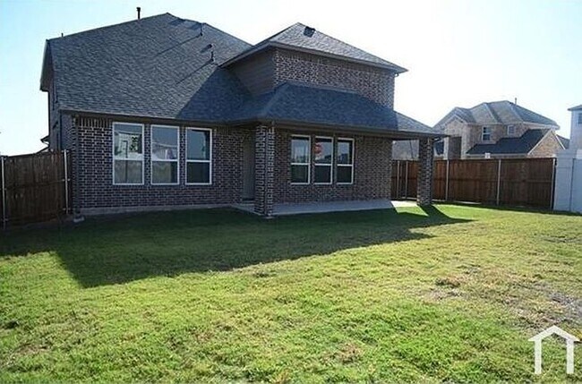 Building Photo - 1200 Renato Dr