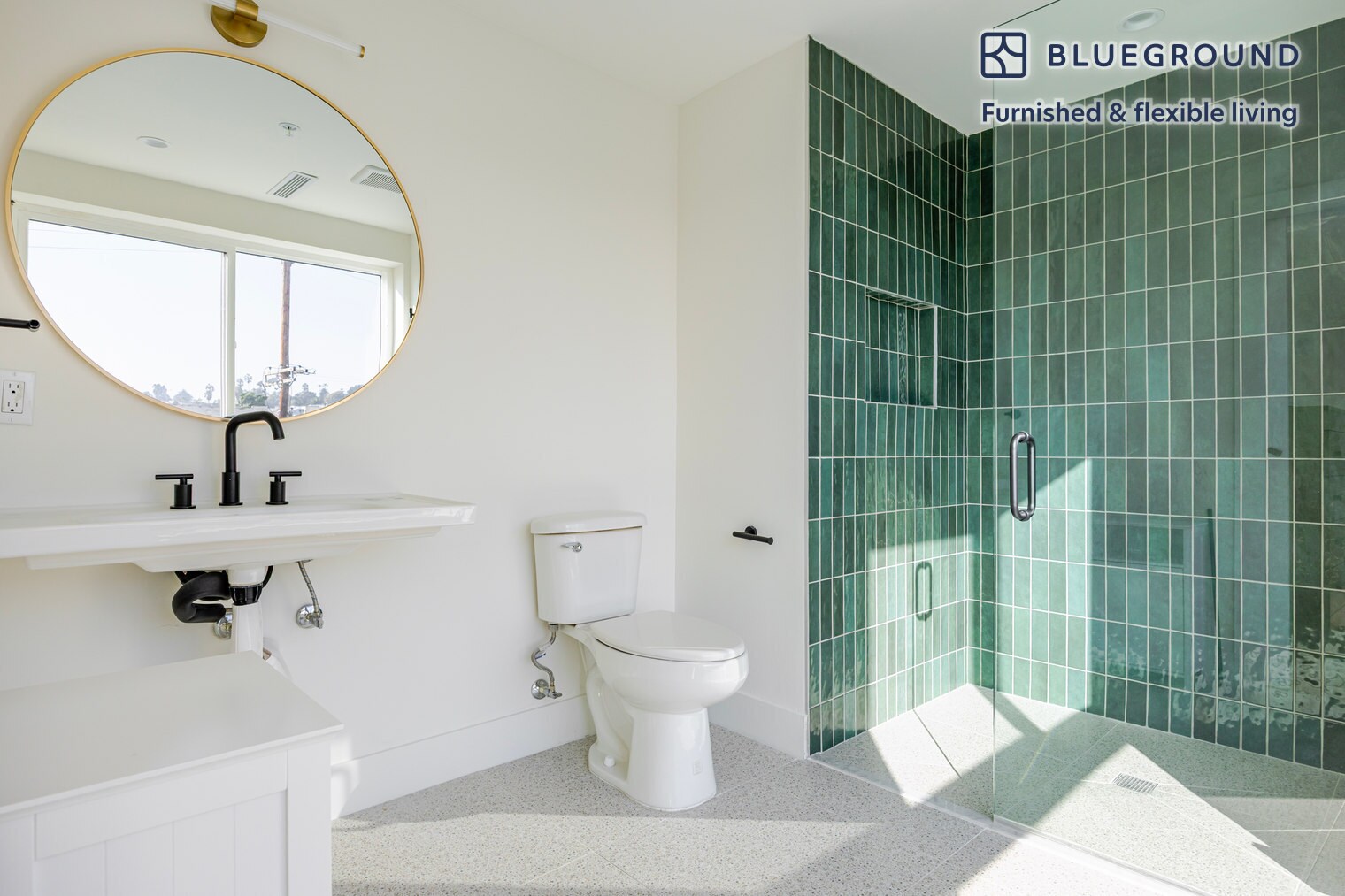 Building Photo - 611 N Virgil Ave