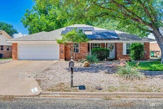 Building Photo - 3108 Oak Forest Dr