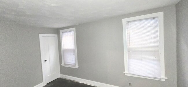 Building Photo - 7131 S Wood St