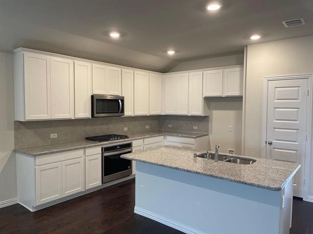 Building Photo - 5405 Fairdale Dr