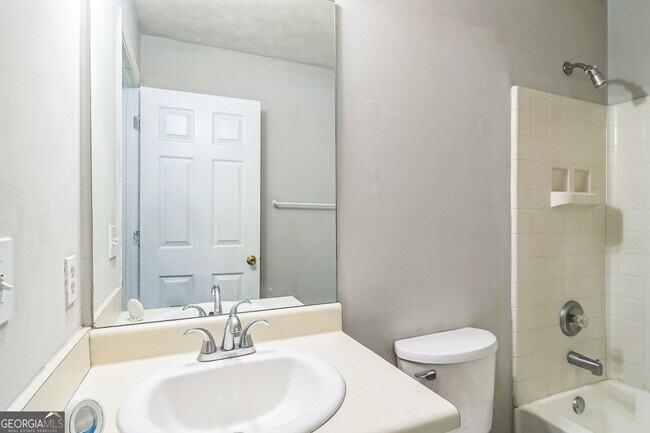 Building Photo - 5638 Fair Creek Way
