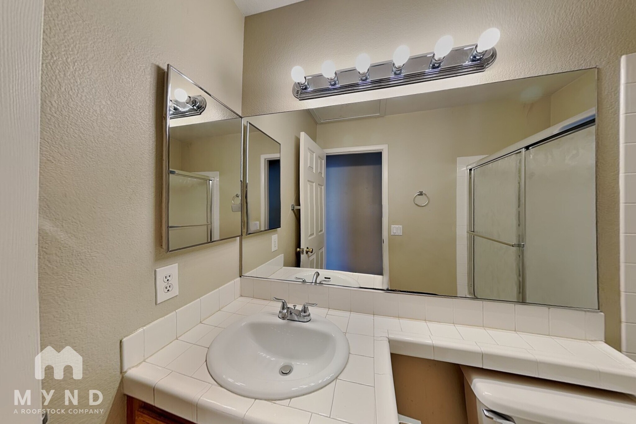 Building Photo - 4044 Forestville St