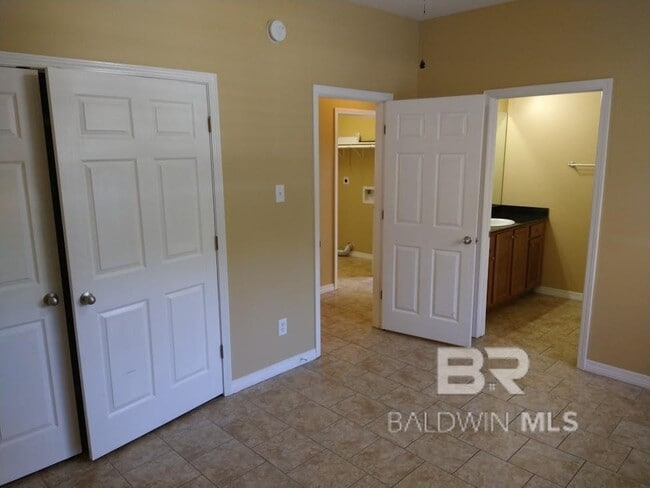 Building Photo - 20969 Bishop Rd