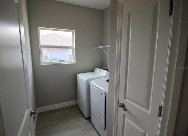Building Photo - 16185 Alcira Cir