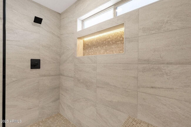 Building Photo - 14421 N 45th St