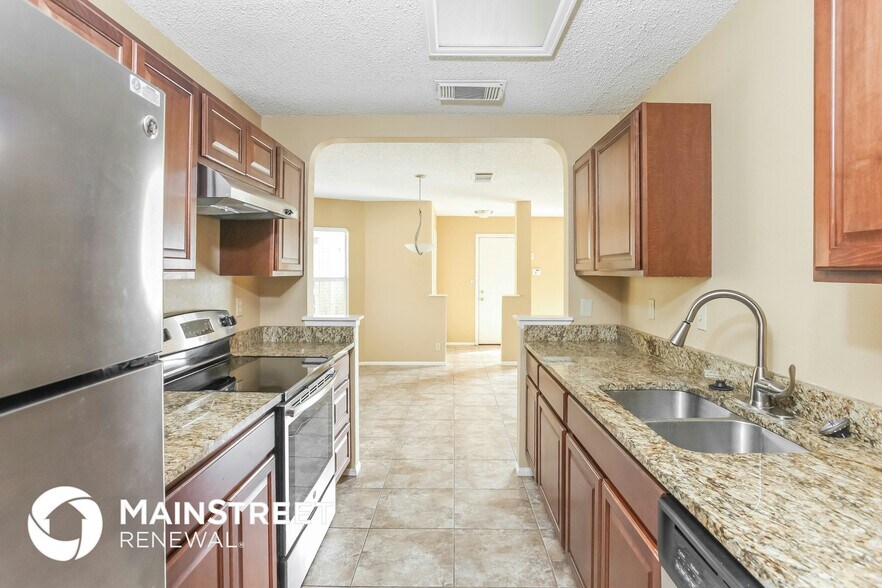 Building Photo - 823 Meadow Stone