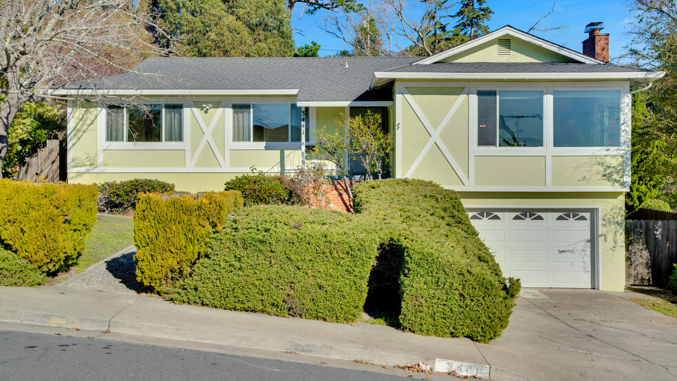 Building Photo - 3441 Stewarton Drive