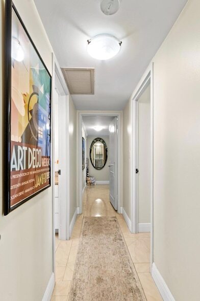 Building Photo - 111 N Pompano Beach Blvd