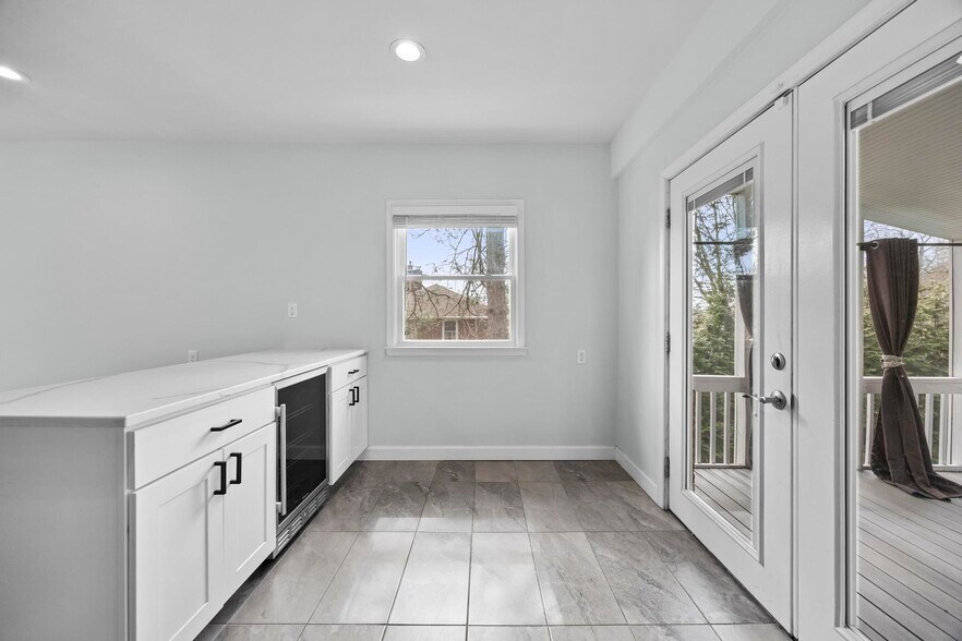 Building Photo - 8312 Savage Guilford Rd