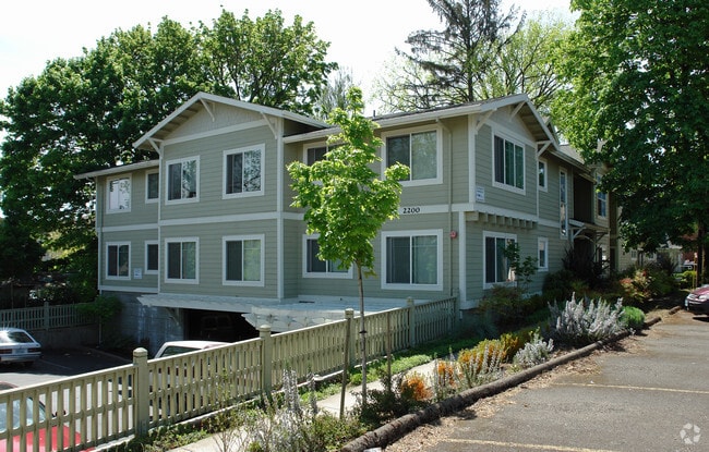 Primary Photo - Trinity Court Apartments