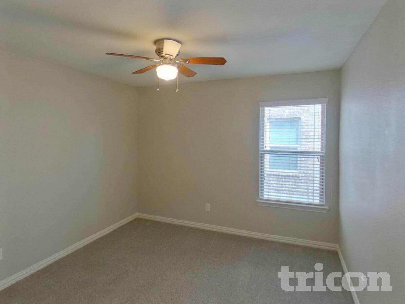 Building Photo - 810 Silverbell St