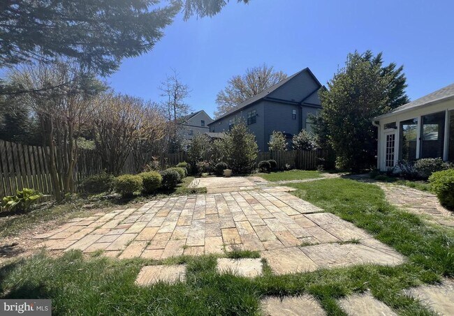 Building Photo - 1201 Allendale Rd