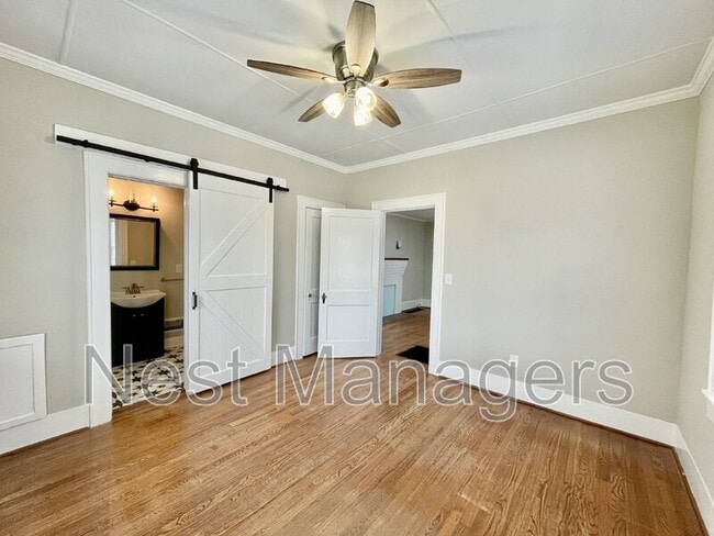 Building Photo - 1312 Summitt Ave