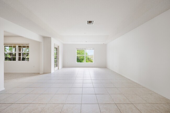 Building Photo - 371 Bobby Jones Rd