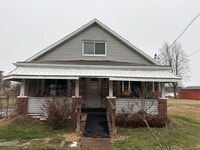 Building Photo - Nice Southside Find