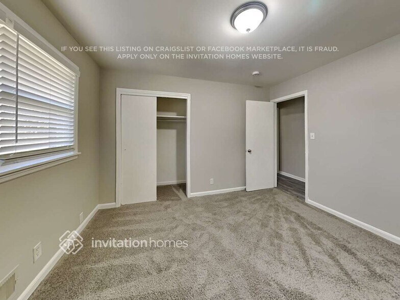 Building Photo - 2932 Heather Dr