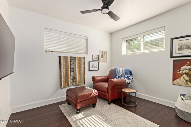 Building Photo - 3232 E Cypress St