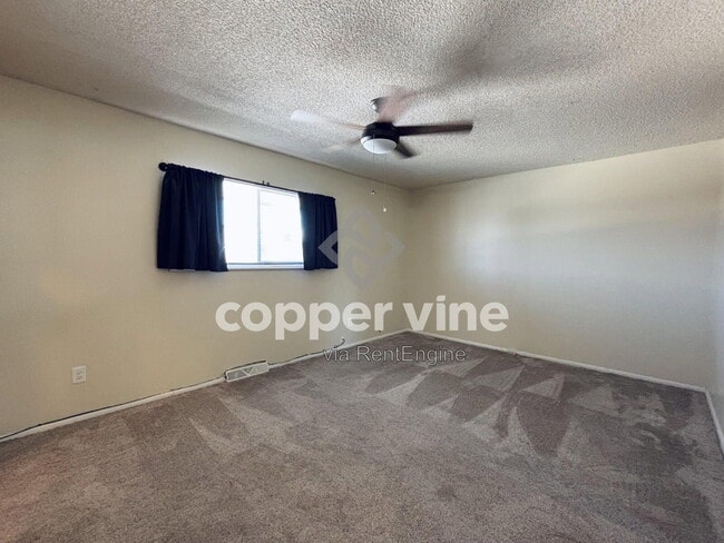 Building Photo - 8748 Mariposa St