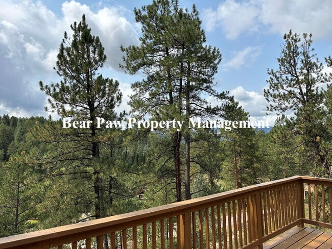 Building Photo - Cute little Home near Downtown Evergreen!!