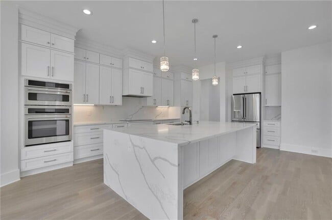 Building Photo - 2964 Old Peachtree Rd NE