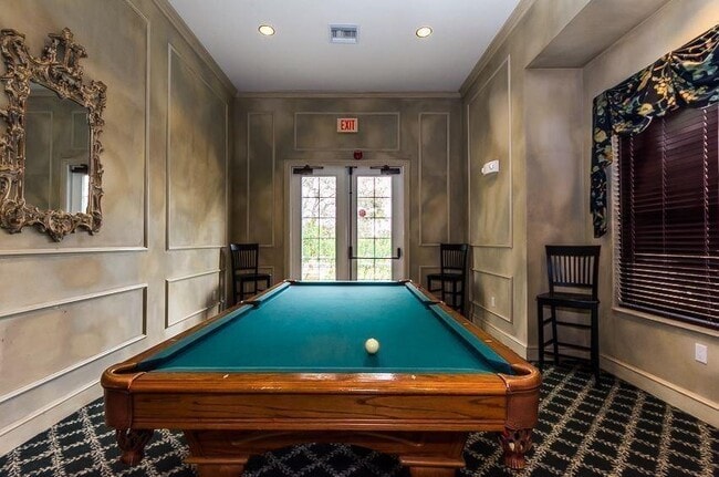 Building Photo - 5080 Fairways Cir