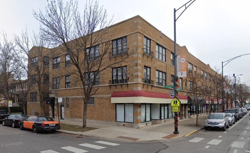 Building Photo - 4409 N Seeley Ave