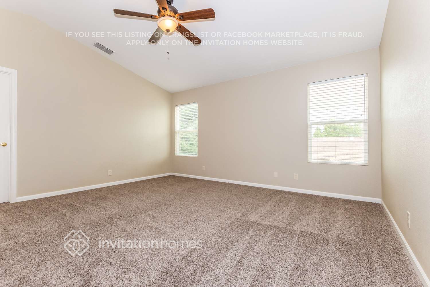 Building Photo - 1687 Presidio Way